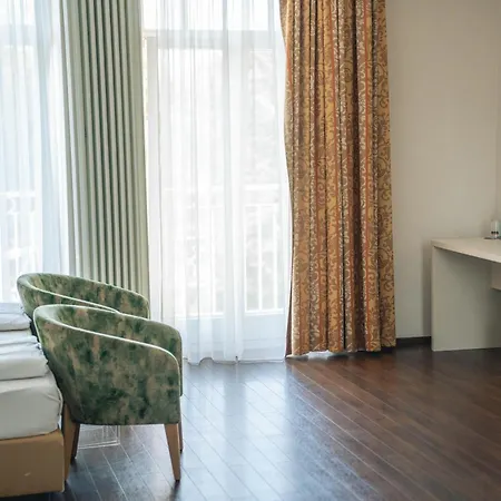 Lu8 Business Vital Hotel